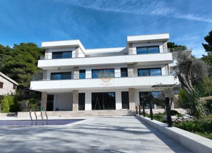 Haus für 1 700 000 euro in Bar, Montenegro