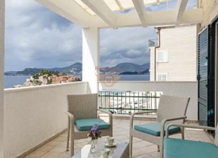 Piso para 580 000 euro en Budva, Montenegro