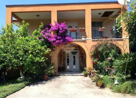 Casa para 220 000 euro en el Bar, Montenegro