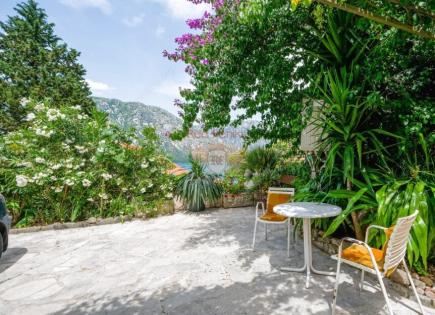 Casa per 275 000 euro a Kotor, Montenegro