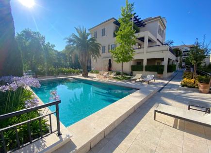 Piso para 299 000 euro en Tivat, Montenegro