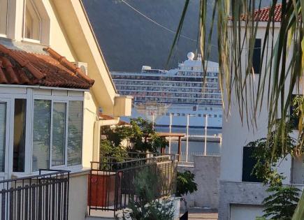 Wohnung für 420 000 euro in Herceg-Novi, Montenegro