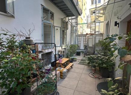 Commercial property for 90 000 euro in Vienna, Austria