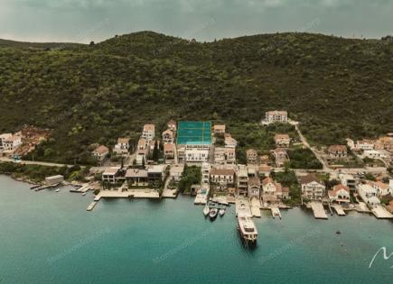 Land for 1 050 000 euro in Tivat, Montenegro