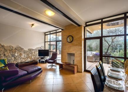 Villa per 850 000 euro a Budva, Montenegro