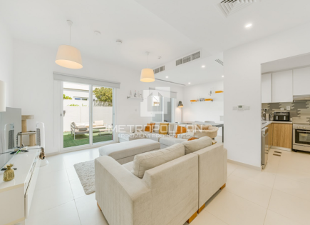 Villa per 719 538 euro a Dubai, EAU