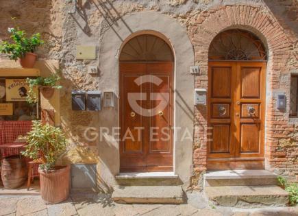 Appartamenti per 260 000 euro a Pienza, Italia