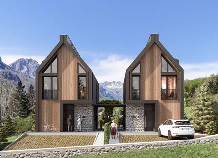 Haus für 534 600 euro in Kolasin, Montenegro