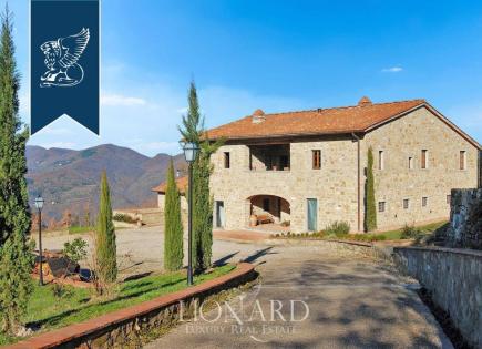 Farm for 1 300 000 euro in Pontassieve, Italy