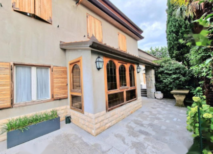 Casa per 1 500 000 euro a Capodistria, Slovenia