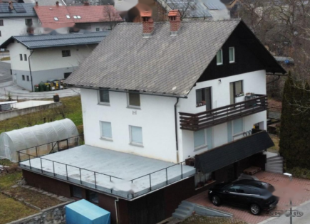 Haus für 495 000 euro in Bohinj, Slowenien