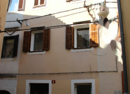 Casa para 532 000 euro en Izola, Eslovenia
