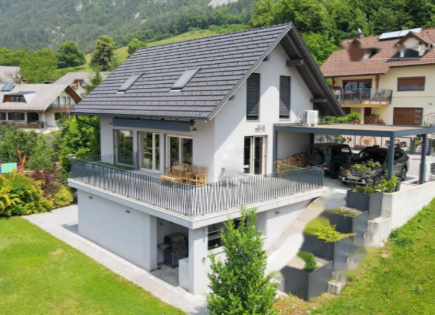 Maison pour 685 000 Euro à Žirovnica, Slovénie
