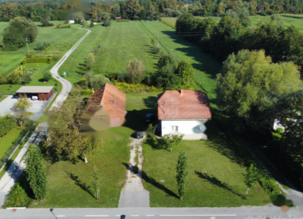 Terreno per 515 000 euro a Lubiana, Slovenia