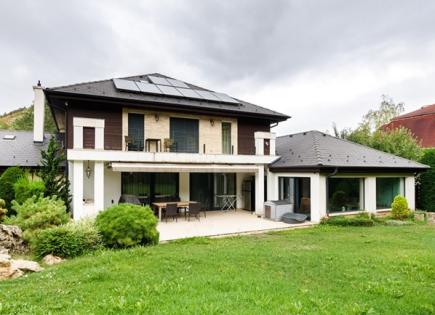 Villa für 1 200 000 euro in Budapest, Ungarn
