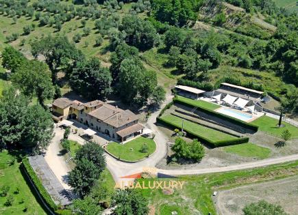 Appartamenti per 1 890 000 euro a Reggello, Italia