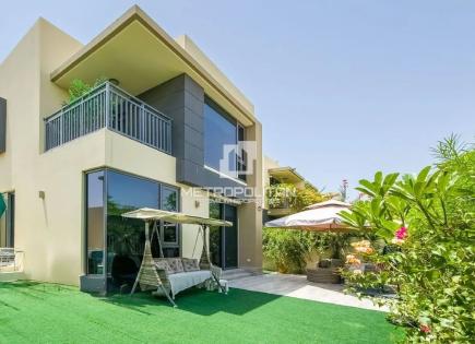 Townhouse for 1 411 931 euro in Dubai, UAE
