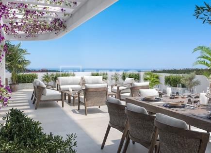 Penthouse for 706 000 euro in Casares, Spain