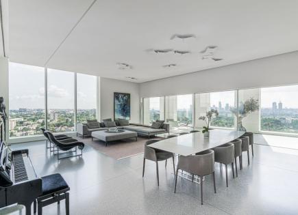 Penthouse for 8 875 228 euro in Tel Aviv, Israel
