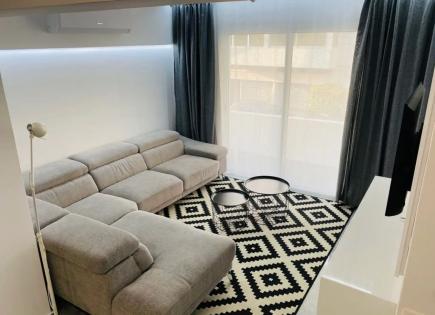 Apartamento para 1 750 euro por mes en Limasol, Chipre