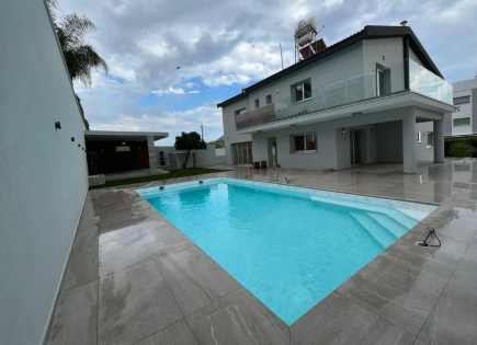 Maison pour 1 580 000 Euro à Agios Athanasios, Chypre