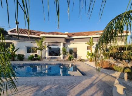 Maison pour 1 200 000 Euro à Monagroulli, Chypre