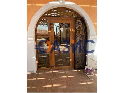 Maison pour 330 000 Euro en Élénite, Bulgarie