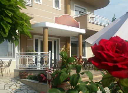 Hotel for 1 500 000 euro in Paralia, Greece
