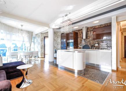Appartamenti per 320 000 euro a Becici, Montenegro