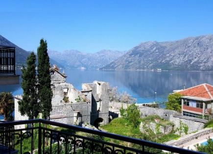 Appartamenti per 315 000 euro a Dobrota, Montenegro