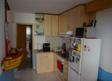 Appartamento per 199 000 euro a Isola, Slovenia
