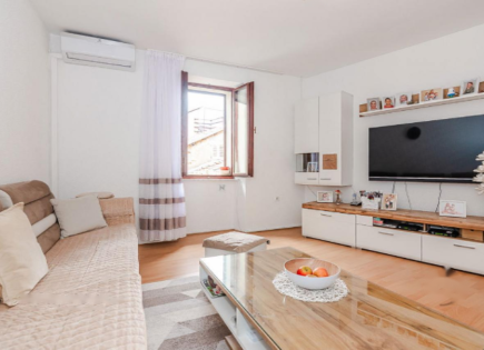 Piso para 298 000 euro en Piran, Eslovenia