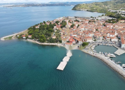 Appartement pour 260 000 Euro à Izola, Slovénie