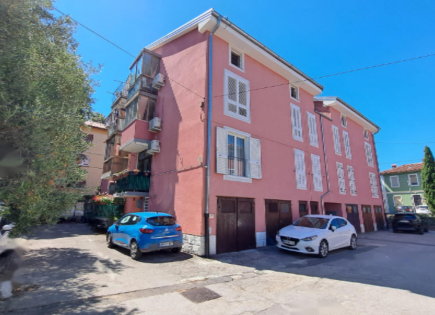 Appartamento per 325 000 euro a Isola, Slovenia