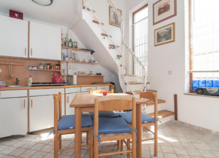 Flat for 209 000 euro in Piran, Slovenia