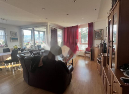 Piso para 529 000 euro en Koper, Eslovenia