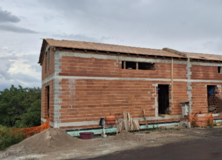 Piso para 216 000 euro en Brezovica, Eslovenia