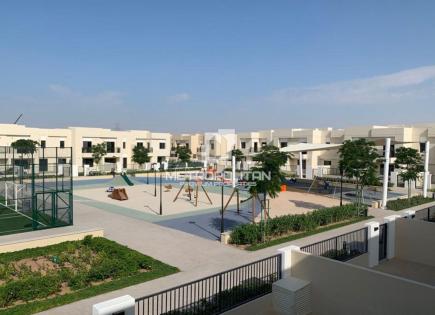 Townhouse per 709 410 euro a Dubai, EAU