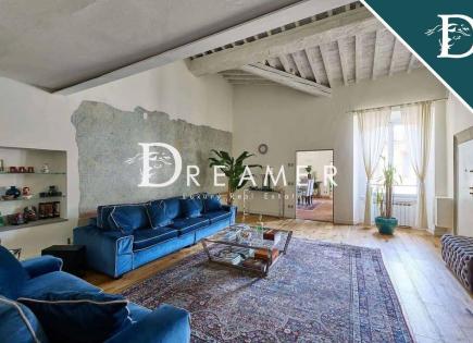 Appartamento per 1 650 000 euro a Firenze, Italia