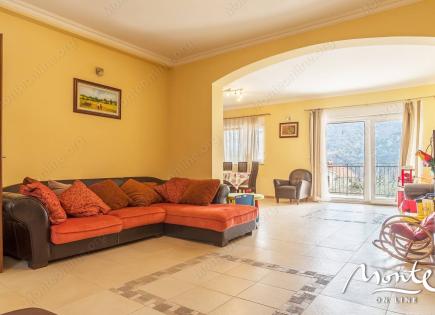 Villa für 450 000 euro in Morinj, Montenegro