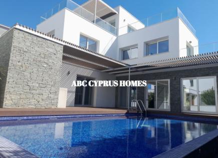 Villa per 1 725 000 euro a Paphos, Cipro