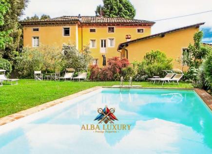 Villa para 1 250 000 euro en Lucca, Italia