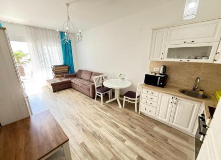 Piso para 93 000 euro en Dobra Voda, Montenegro