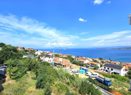 Flat for 265 000 euro in Koper, Slovenia