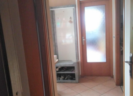 Flat for 265 000 euro in Koper, Slovenia
