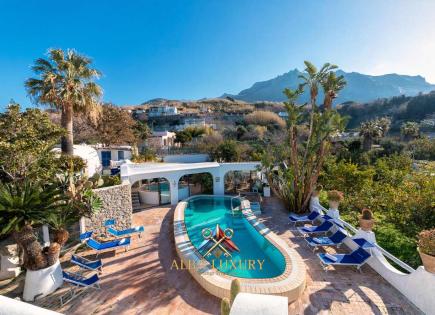 Villa in Italia (prezzo su richiesta)