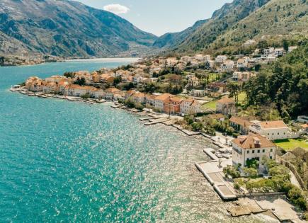 Casa per 2 250 000 euro a Perzagno, Montenegro