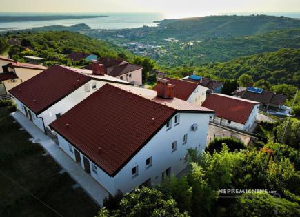 Wohnung für 536 782 euro in Izola, Slowenien