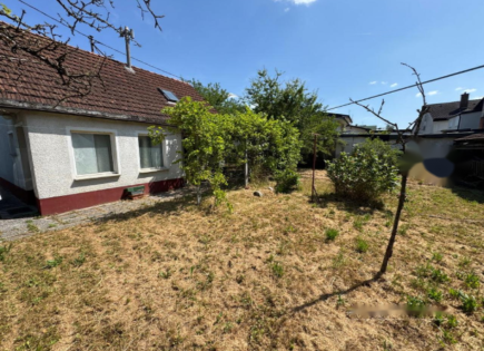 Casa per 385 000 euro a Lubiana, Slovenia
