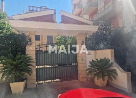 Casa per 620 000 euro a Valona, Albania